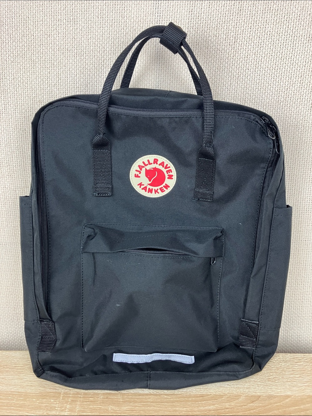 Fjallraven Kanken Big Backpack 23563 Black 17" - Picture 3 of 16